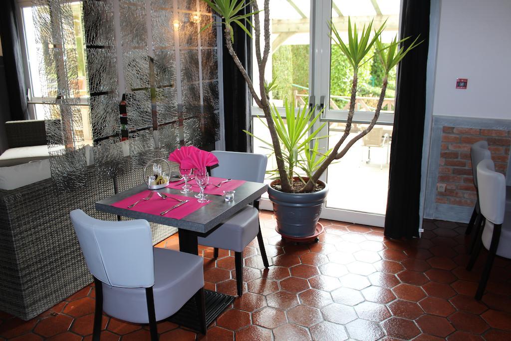 Auberge La Tomette, The Originals Relais Vitrac  エクステリア 写真